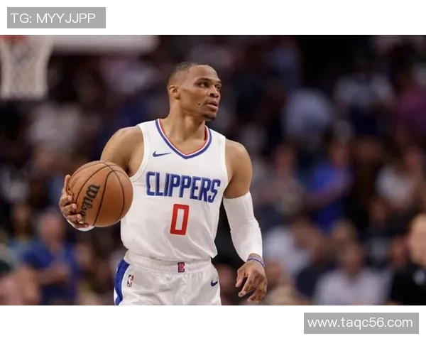 威少与教练互动背后的真实心态 揭秘所有教练如何引导威少发挥个人风格